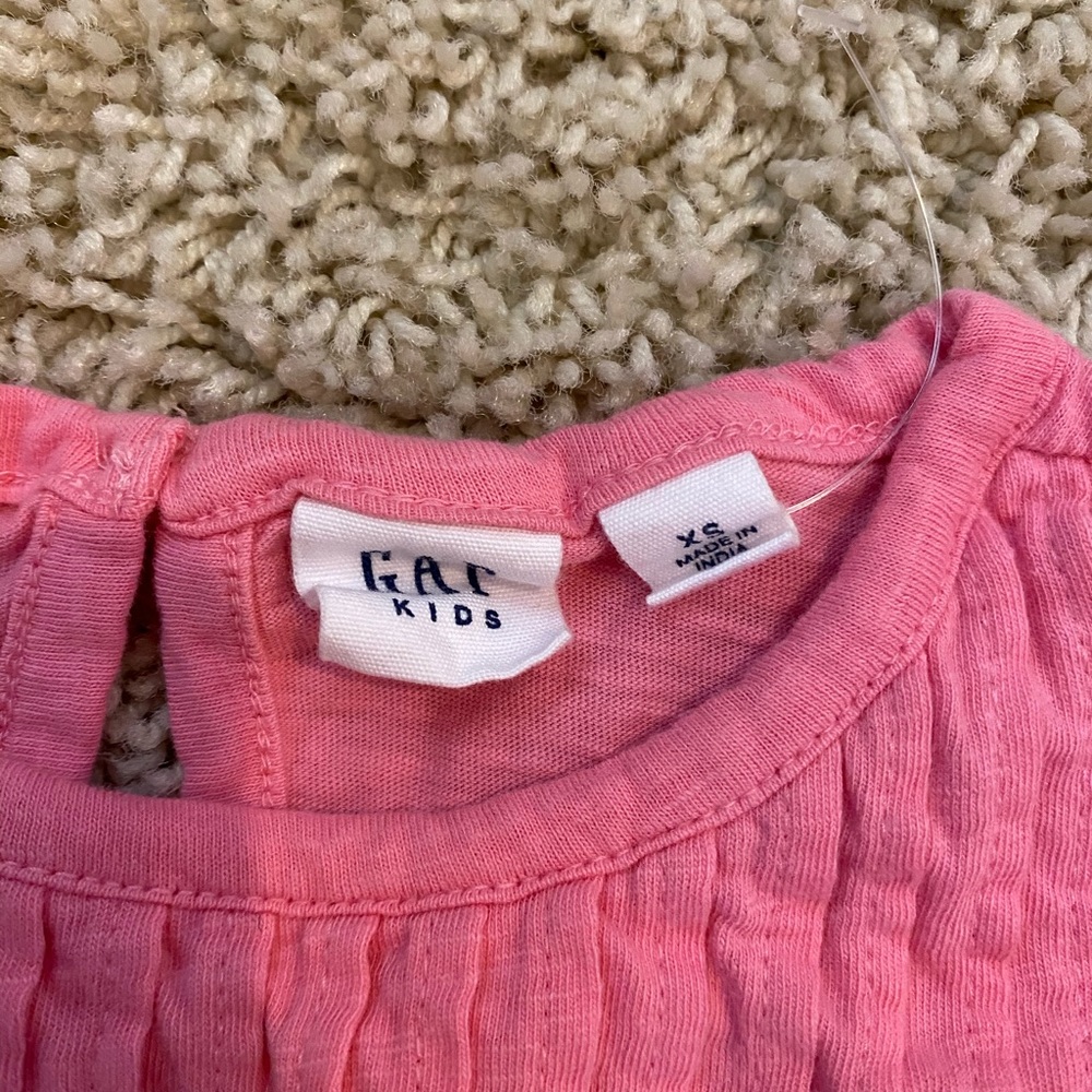 GAP Girls Ruffle Tank - Picture 2 of 3